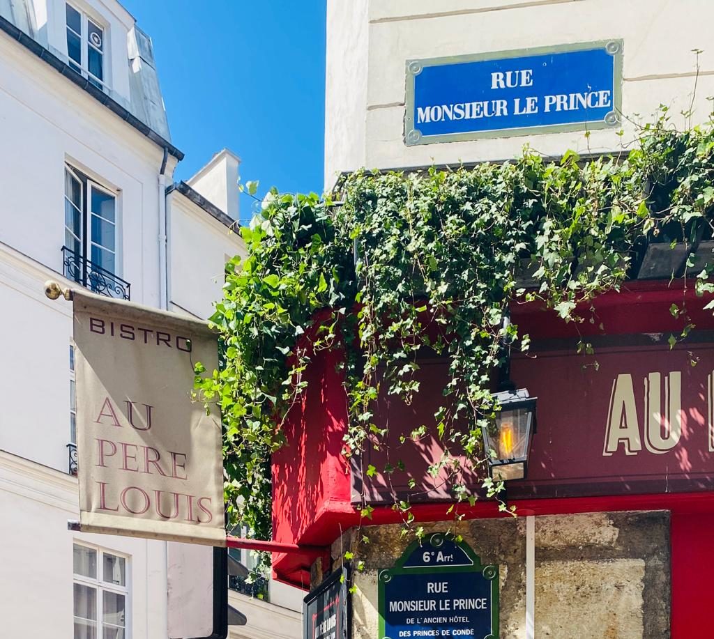 Restaurant au Père Louis situé rue monsieur le prince